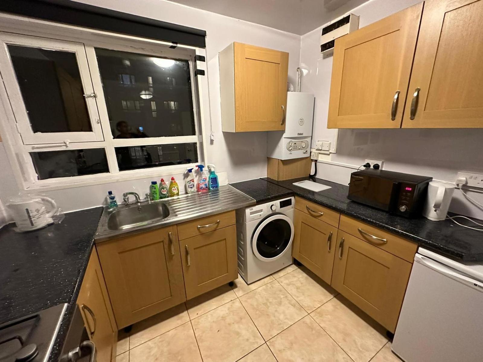 3 Bedroom King Cross Station City Centre לונדון מראה חיצוני תמונה